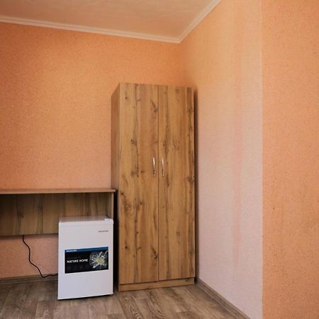 Семейная Зона Отдыха Lafa Hotel Balqash Ngoại thất bức ảnh