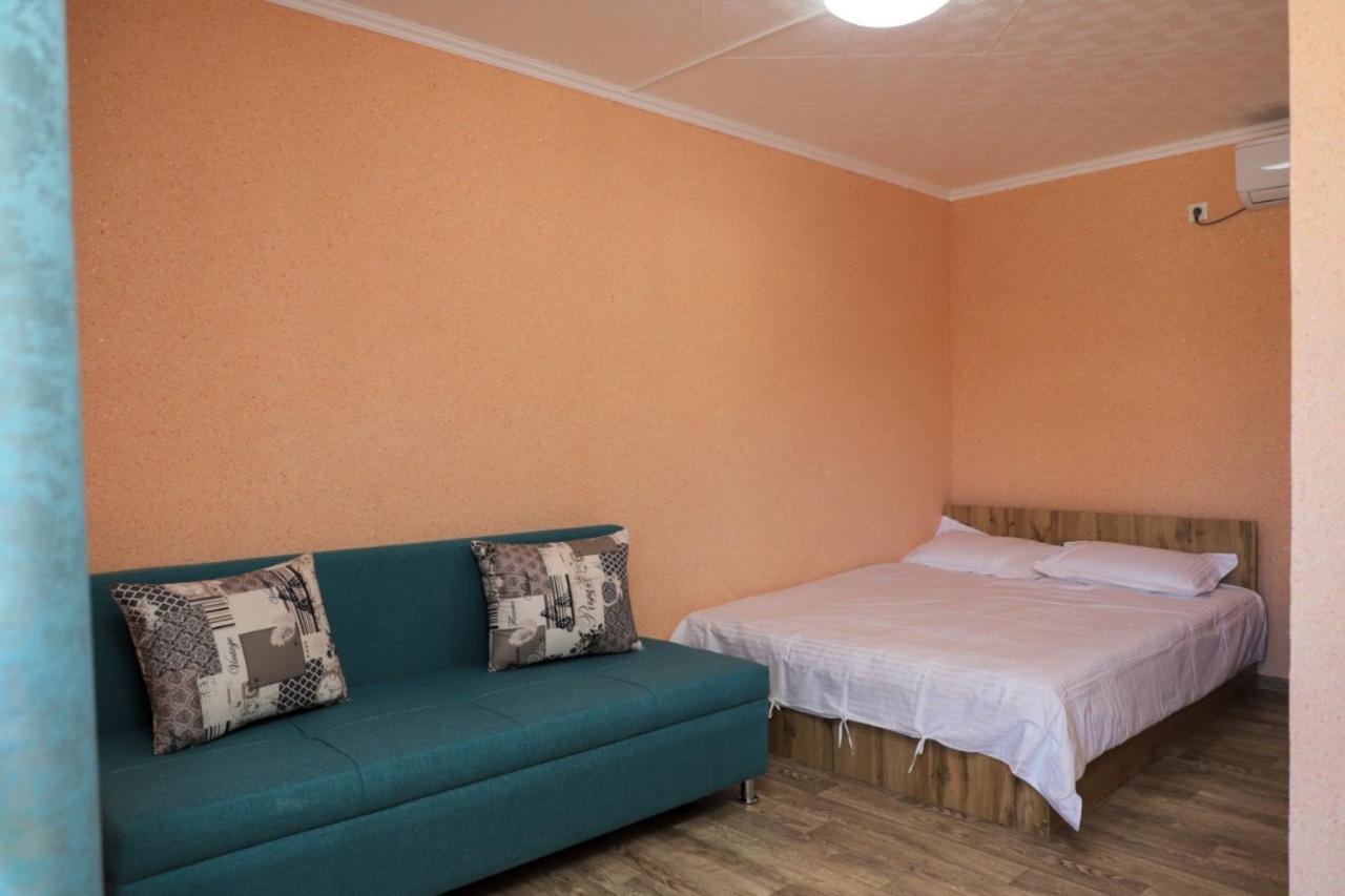 Семейная Зона Отдыха Lafa Hotel Balqash Ngoại thất bức ảnh